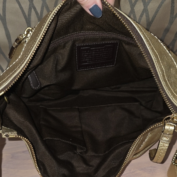 Coach 2009 Metallic Gold Shoulder Bag - Picture 11 of 12